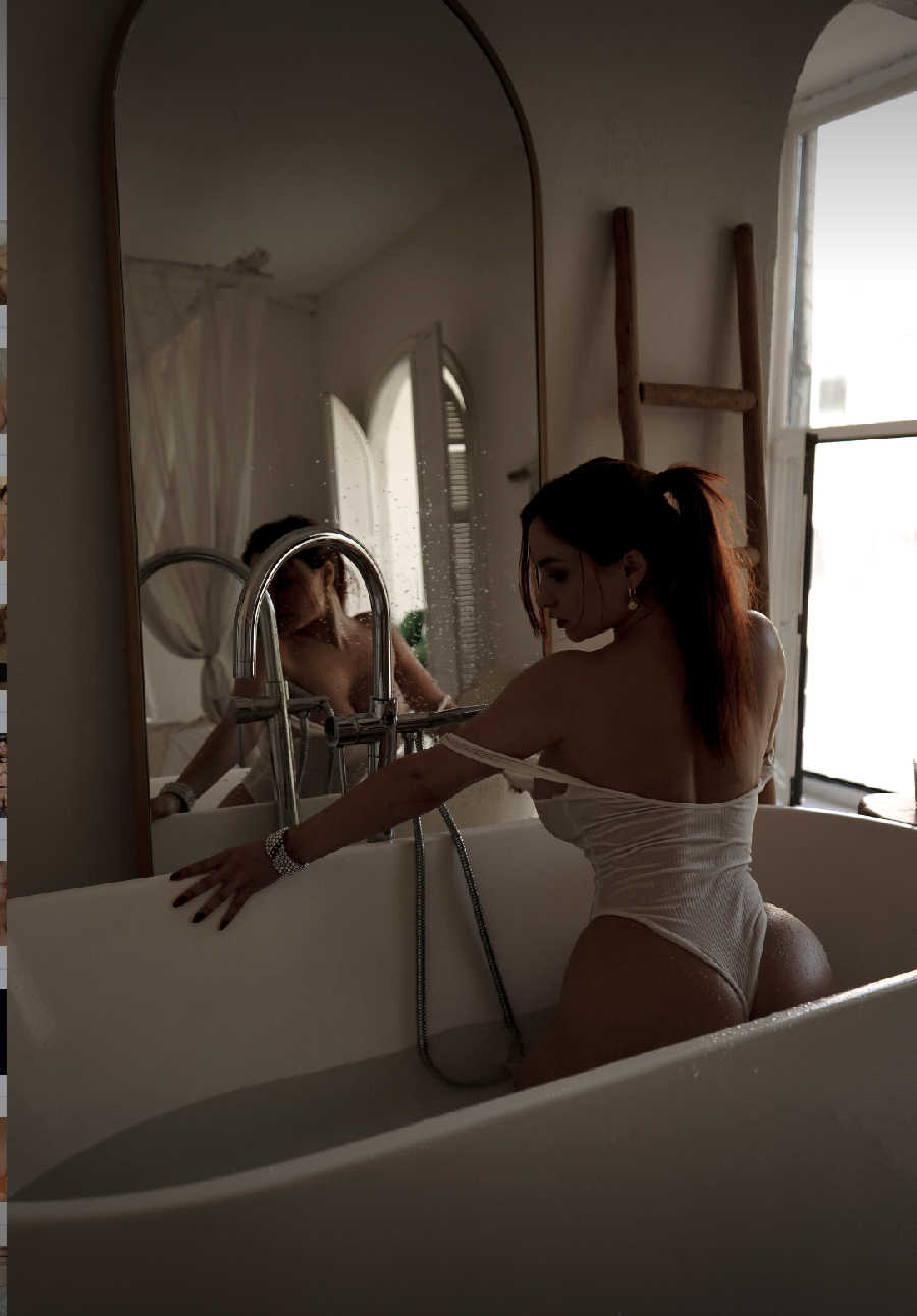 A playful frame from Miranda Faith nude — online in Ciudad Guayana