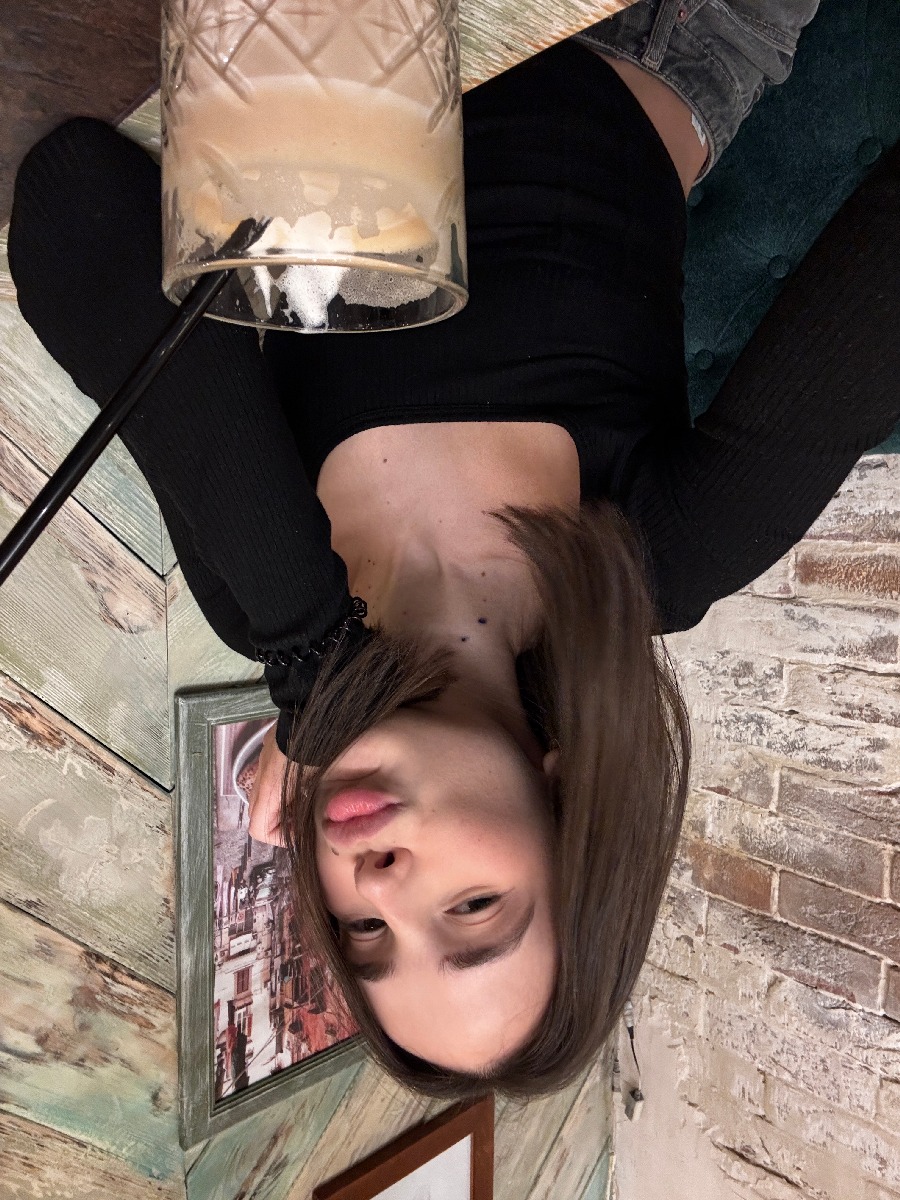 Fresh photos, fresh mood — Tina online in Ciudad Guayana